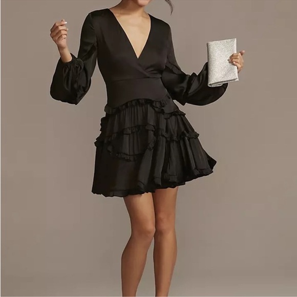 DB STUDIO DRESS - Picture 1 of 3